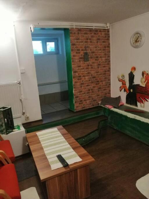 Ferienwohnung Moss'S Cave Timişoara Exterior foto